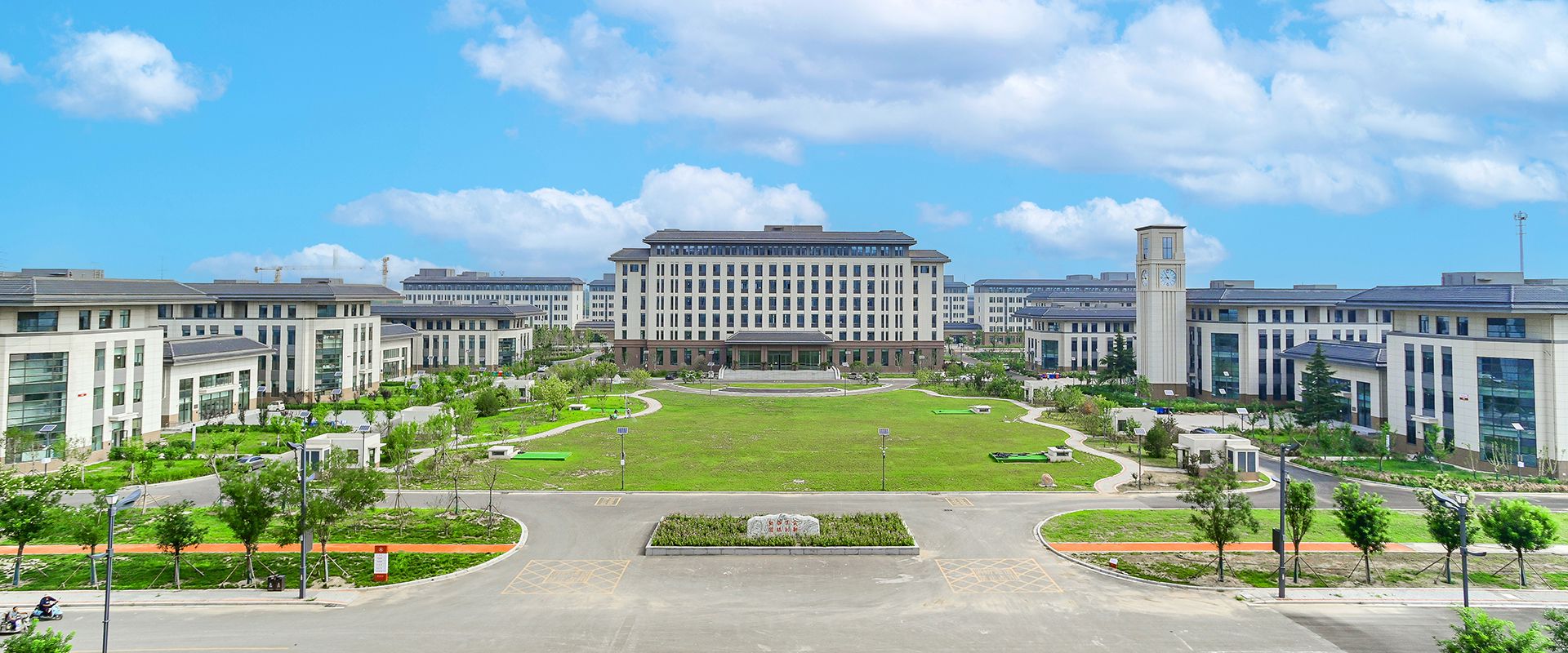 TB-82CR 單側(cè)平面貼標(biāo)機(jī)